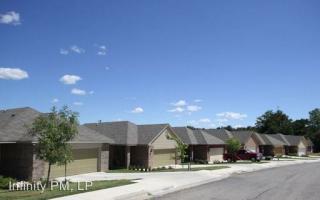 1060 Newcastle Dr, Weatherford TX  76086-5489 exterior