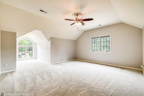 2001 William Dr, Valpo IN  46385-8173 exterior