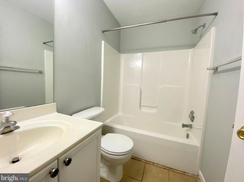 179 Dunlap Dr, Charles Town WV  25414-6509 exterior