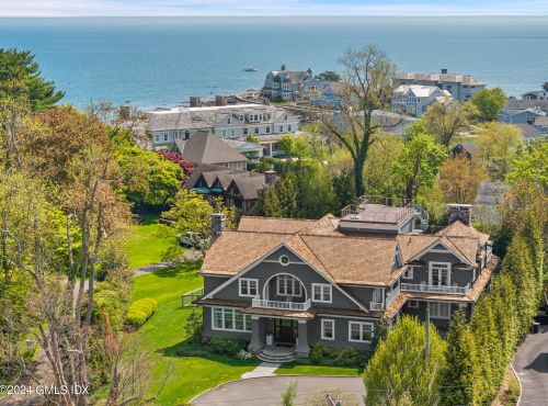 176 Shore Rd, Old Greenwich, CT 06870-2121