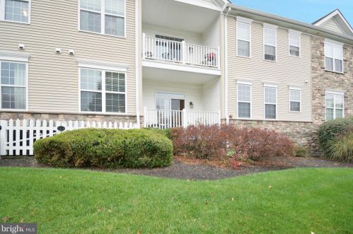 2109 Poplar St, Boothwyn, PA 19060-6703