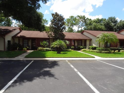 7605 Greystone Dr, Port Richey, FL 34667-3044