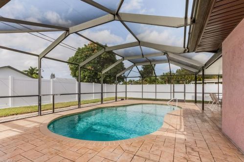 4548 11th Pl, Cape Coral, FL 33904-8615