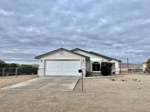 5673 Gazelle Dr, Bullhead City, AZ 86426-9118