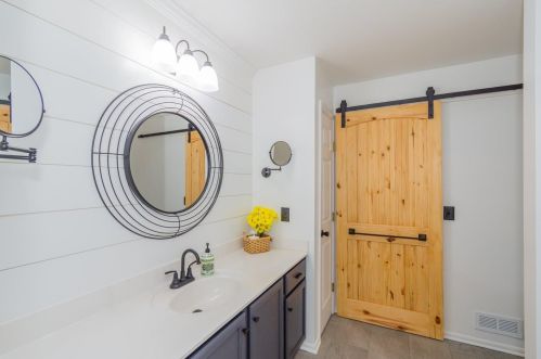 634 Ellen Dr, Cincinnati OH 45255-4917 exterior