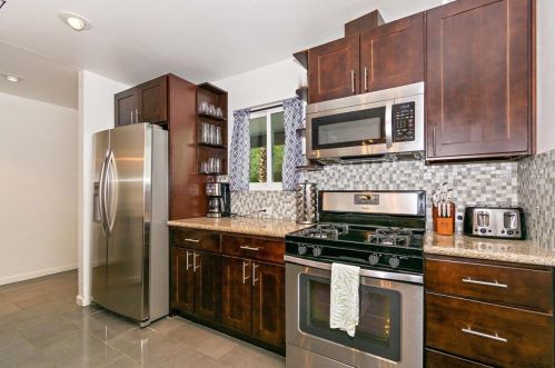 2632 Aurora Dr, Palm Springs CA  92262-2362 exterior