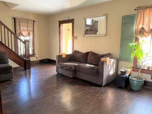 27 Orchard Way, New Castle PA  16105-1207 exterior