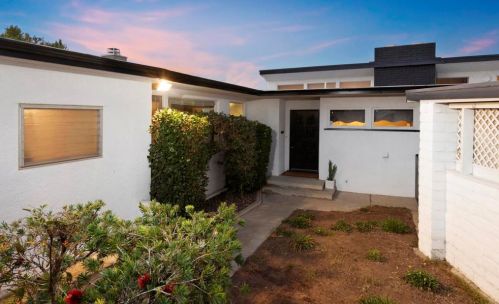 1122 Barcelona Dr, San Diego, CA 92107-4124