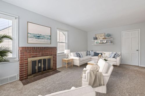 249 Arion St, Saint Paul, MN 55118-1549