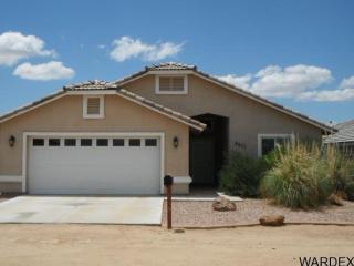 2871 Sage St, Kingman, AZ 86401-3866