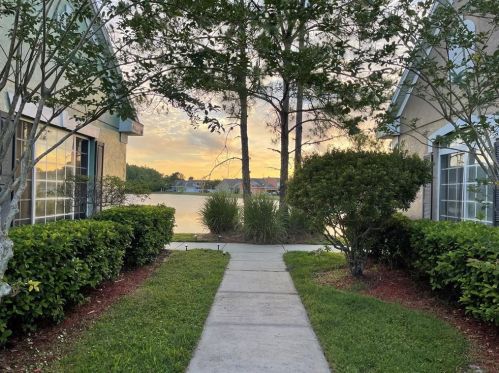 13070 Island Breeze Ct, Orlando, FL 32824-4700