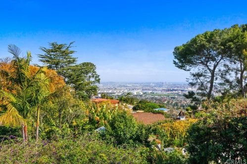 29 Rockinghorse Rd, Palos Verdes Estates CA  90275-6569 exterior