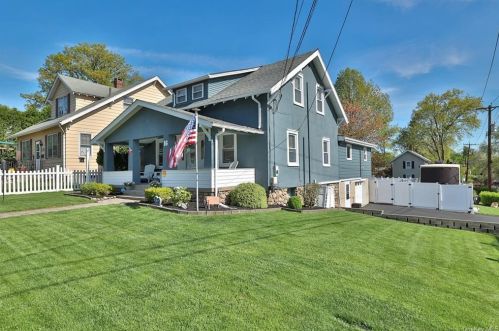 16 Ridge St, Garnerville, NY 10923-1412