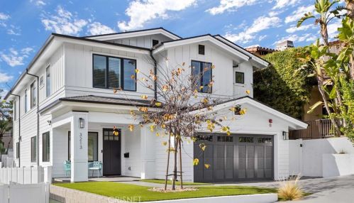 3213 Pine Ave, Manhattan Beach CA  90266-3615 exterior