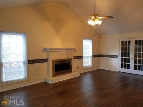 3 Dover Trl, Peachtree City GA  30269-1452 exterior