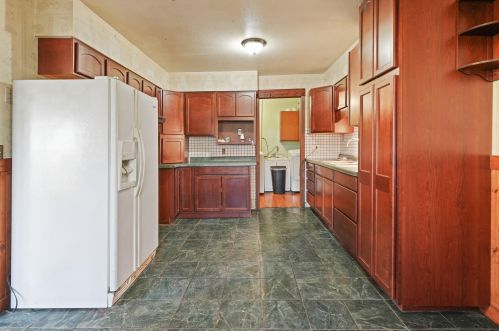 841 Legion Dr, Twin Lakes WI  53181-9139 exterior