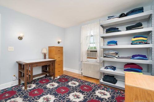 433 Newfield St, Middletown CT 06457-1830 exterior