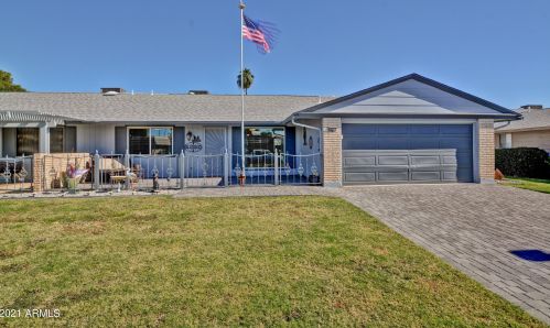 10222 Pineridge Dr, Sun City, AZ 85351-1944
