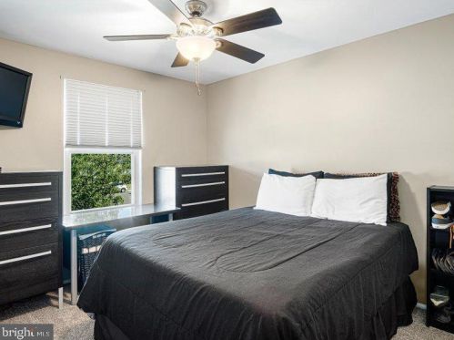 6 Hampshire Ct, Erial NJ exterior