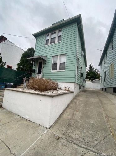 2824 Wellman Ave, Bronx NY  10461-5425 exterior