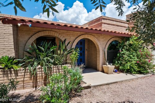 3715 Marshall Gulch Pl, Tucson, AZ 85718-2334