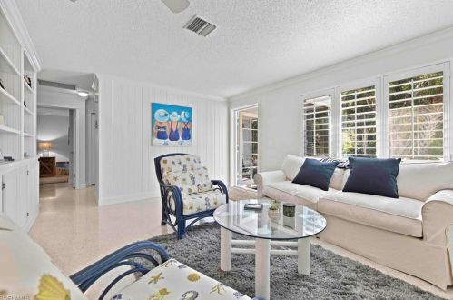 2985 Island Inn Rd, Sanibel, FL 33957-5707