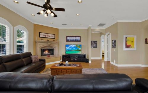 30419 Canyon Estates Rd, Vista CA  92084-1043 exterior