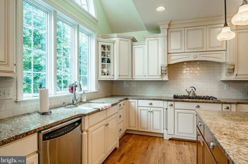 1005 Brick House Farm Ln, Newtown Square PA 19073-2780 exterior