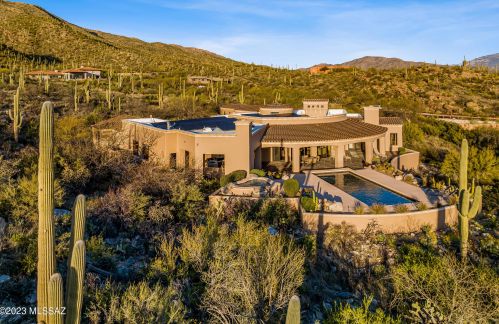 5335 Mesquite Canyon Pl, Tucson, AZ 85749-7227
