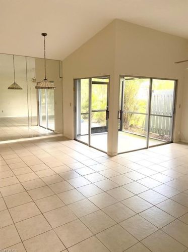 10523 Putnam Ct, Lehigh Acres, FL 33936-7258