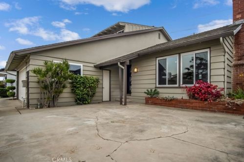 1110 Cassidy St, Gardena, CA 90248-3338