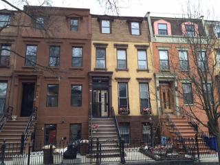 476 Jefferson Ave, Brooklyn, NY 11221-1006