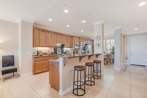 1545 Windshore Way, Oxnard CA  93035-1406 exterior