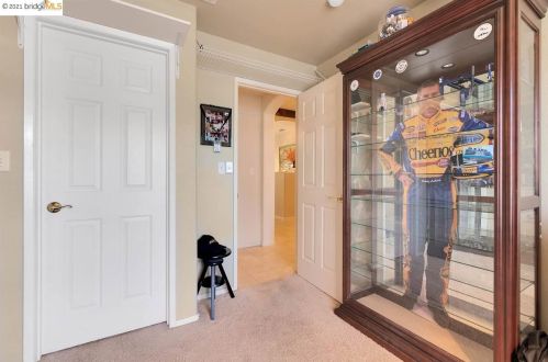 402 Laurel Pl, Rio Vista CA  94571-2181 exterior