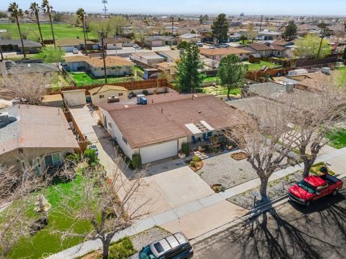 16193 Colina St, Victorville CA  92395-3610 exterior