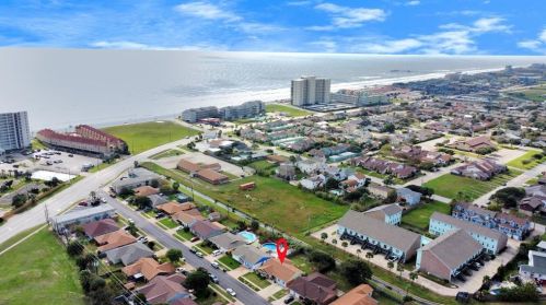 3227 Pine St, Galveston, TX 77551-1547