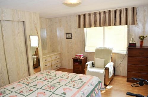 4723 Sandpiper Dr, Saint James City FL  33956-2810 exterior