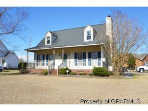 586 Huff Dr, Winterville, NC 28590-8572