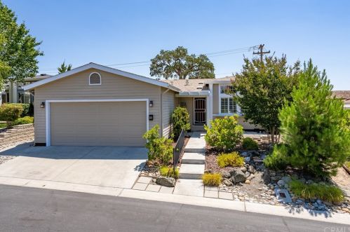 378 Lark Dr, Lake Nacimiento, CA 93446-4020