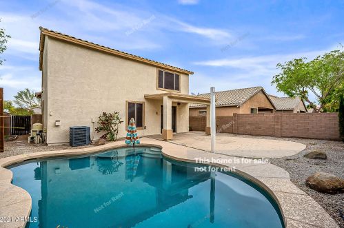 837 Cathy Dr, Gilbert AZ 85296-3639 exterior