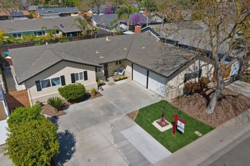 613 Mayflower St, Modesto CA  95356-1411 exterior