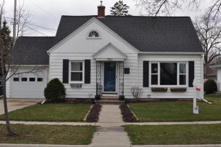 950 Newbury St, Ripon WI  54971-1731 exterior