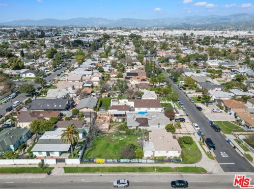 6401 Camellia Ave, North Hollywood CA  91606-2610 exterior
