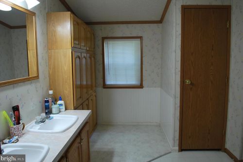 94 Vasilios Dr, Carlisle PA  17015-9012 exterior