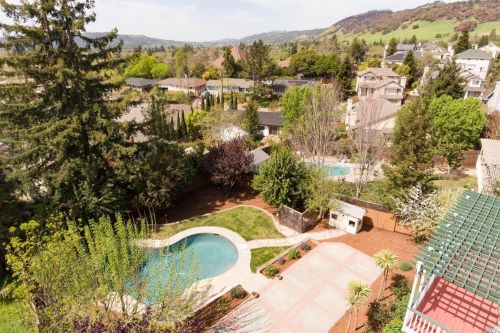 5743 Owls Nest Dr, Santa Rosa CA  95409-4350 exterior
