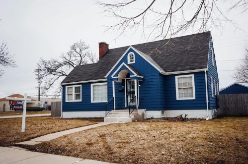 6305 Leon Ter, Milwaukee WI  53218-4932 exterior