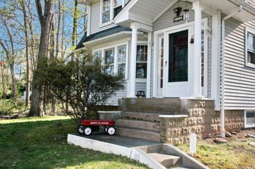 226 Old Mill Rd, West Nyack NY  10994-1414 exterior