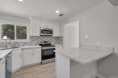 77445 Calle Potrero, La Quinta CA  92253-3702 exterior