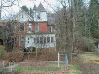 189 Main St, Industrial, WV 26426-1324