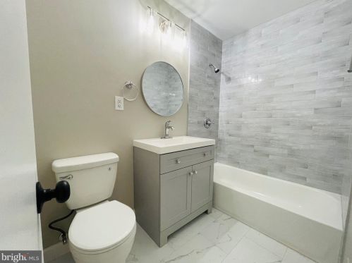 2120 Cartwright Pl, Herndon VA  20191-1903 exterior